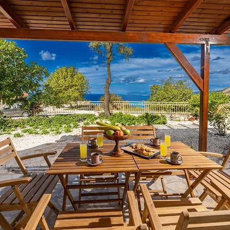 Tatil Evi Mandolin House - Myrtos View Traditional